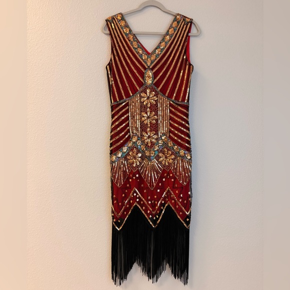 Dresses & Skirts - Elegant Wine and Gold Beaded Flapper Dress